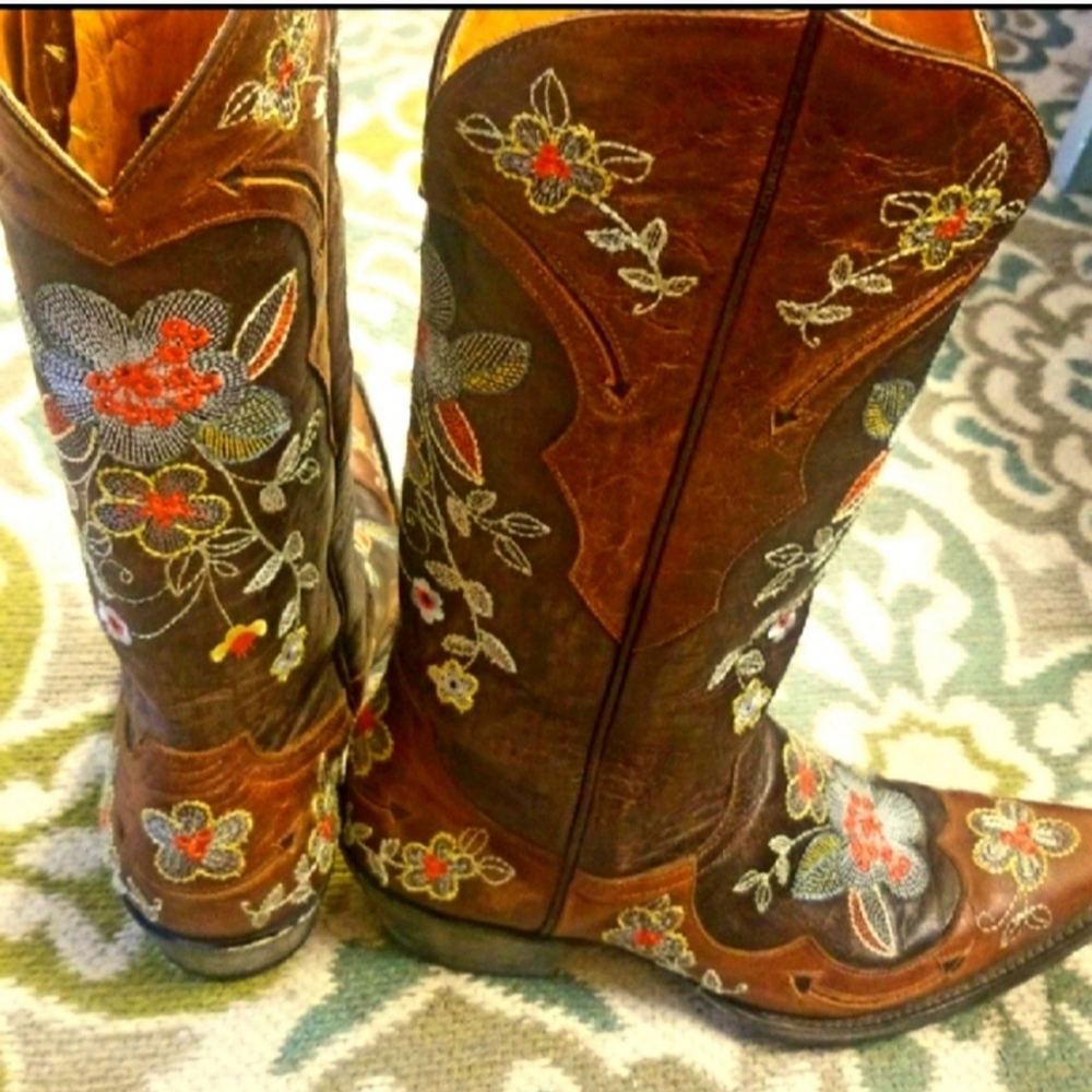 Old Gringo "Bonnie" floral laced women's boot 7b